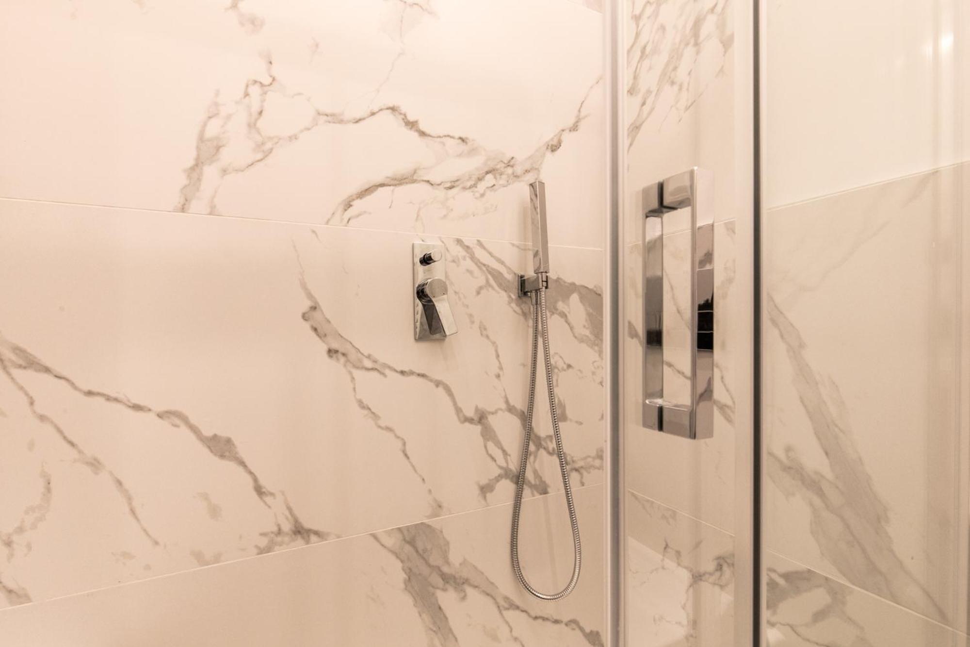 Mameli Home - M4 Tricolore Milan Bagian luar foto